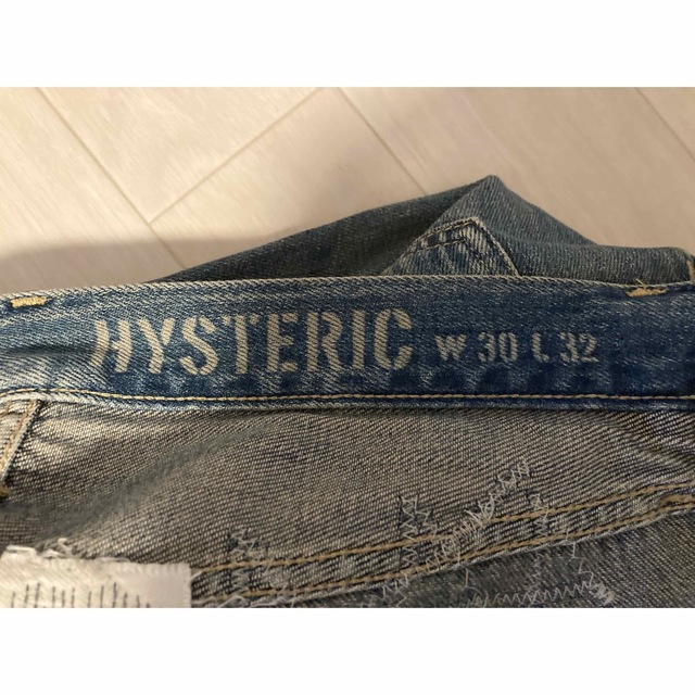 HYSTERIC GLAMOUR(ヒステリックグラマー)のヒステリックグラマー ダメージリペア加工デニム サイズ30インチ メンズのパンツ(デニム/ジーンズ)の商品写真