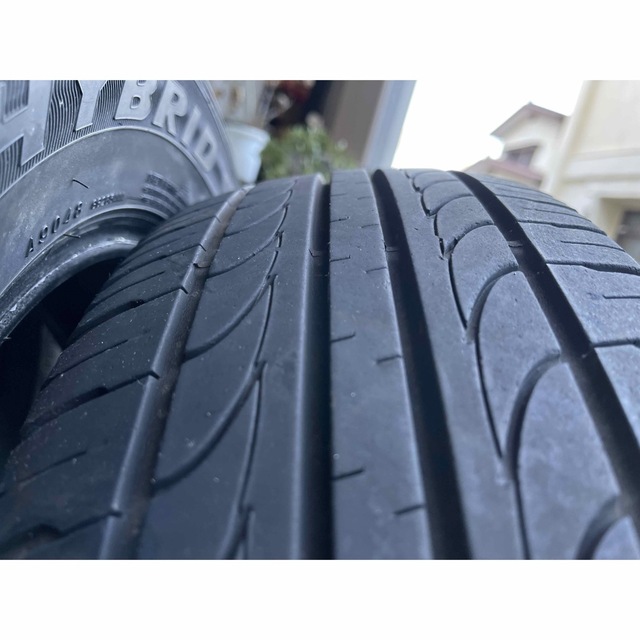 Goodyear(グッドイヤー)の※最終値下げ※195/65R15 GoodYear ラジアルタイヤ 自動車/バイクの自動車(タイヤ)の商品写真