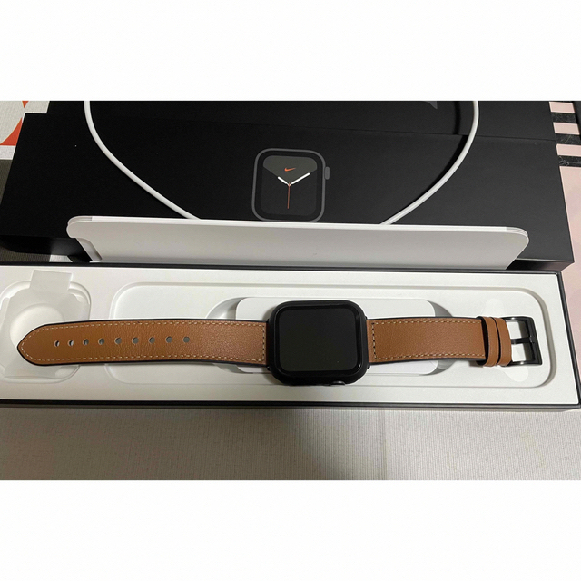 Apple Watch - Apple Watch SE NIKE（GPSモデル）- 44mmスペースグレイ