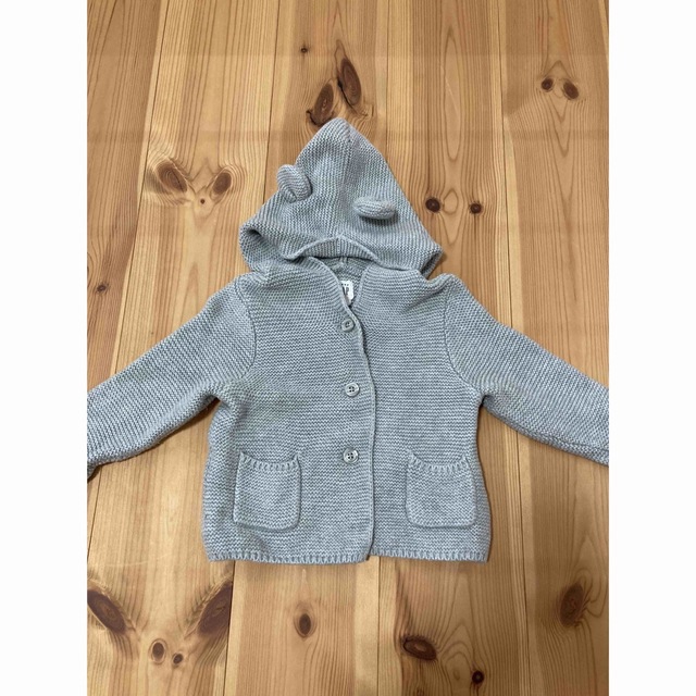 babyGAP(ベビーギャップ)のベビーギャップ　くま耳　カーディガン キッズ/ベビー/マタニティのベビー服(~85cm)(カーディガン/ボレロ)の商品写真