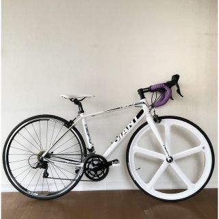 Giant - 美品 GIANT defy3 ホワイト 465 ロードバイク バトンホイール