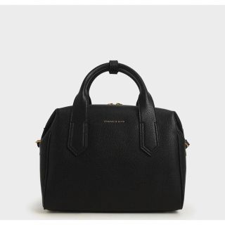 チャールズアンドキース(Charles and Keith)のダブルハンドルミニダッフルバック(ショルダーバッグ)