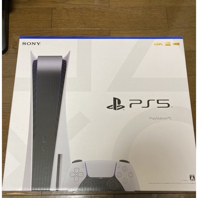 PlayStation(プレイステーション)のPS5 プレイステーション5 ディスクドライブ搭載  本体 エンタメ/ホビーのゲームソフト/ゲーム機本体(家庭用ゲーム機本体)の商品写真