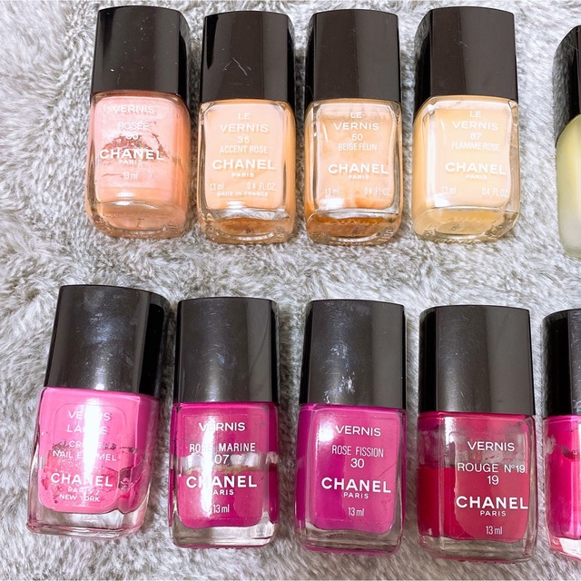 着後レビューで マニキュア まとめ売り35本セット CHANEL ヴェルニ ネイルカラー 20本セット まとめ売り マニキュア