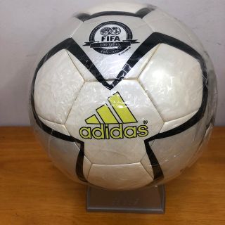 アディダス(adidas)のadidas サッカーボール　ペリアス2004-05 FIFA主催試合公式試合球(ボール)