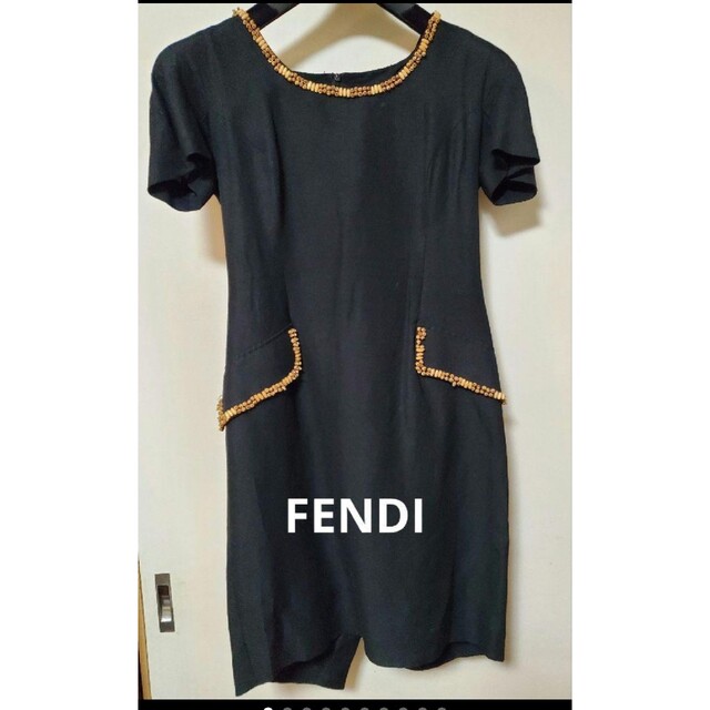 オフ 新年特価!希少 FENDI 半袖ワンピース