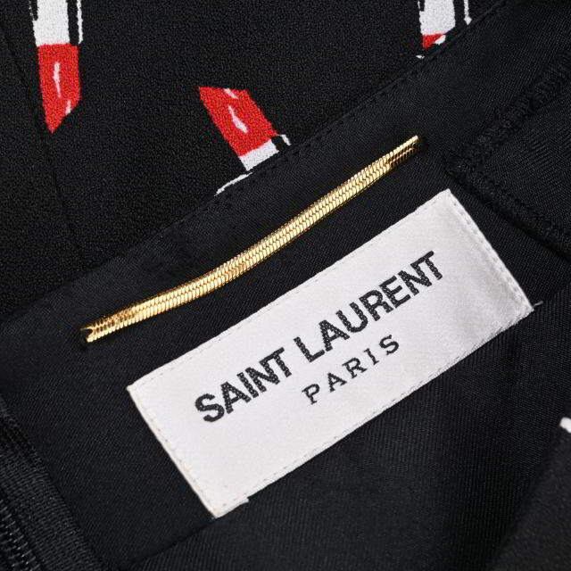 Saint Laurent(サンローラン)のSaint Laurent Paris フランス製 リップ柄 ミニ ドレス レディースのワンピース(その他)の商品写真