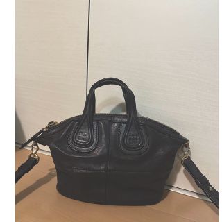 ジバンシィ(GIVENCHY)のGIVENCHYジバンシー【人気商品】ナイチンゲール　ショルダーバッグ(ショルダーバッグ)