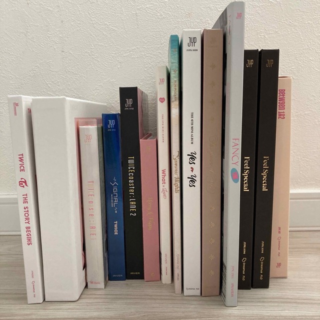TWICE CD(付属品付き) まとめ売り-