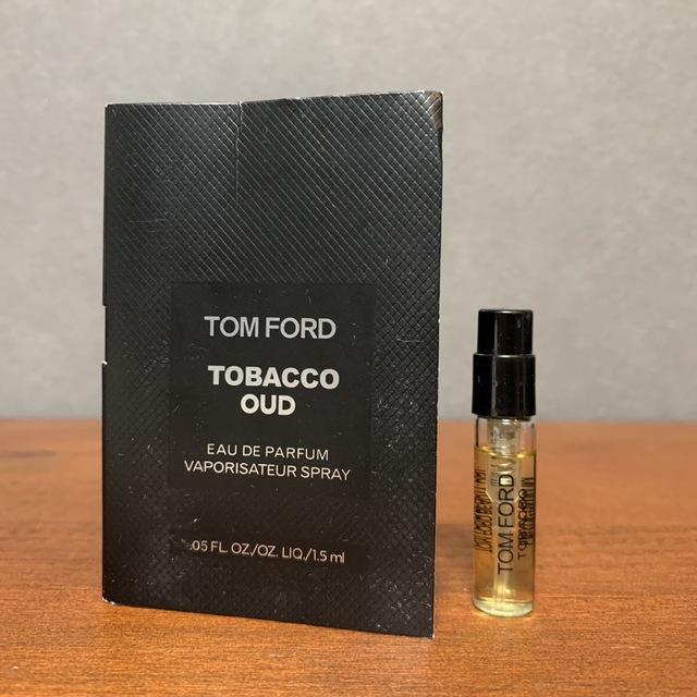 【日本未発売】トムフォード タバコウード タバコウッド サンプル | フリマアプリ ラクマ
