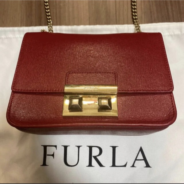 FURLA ☆ ショルダーバッグ ★正規品　赤