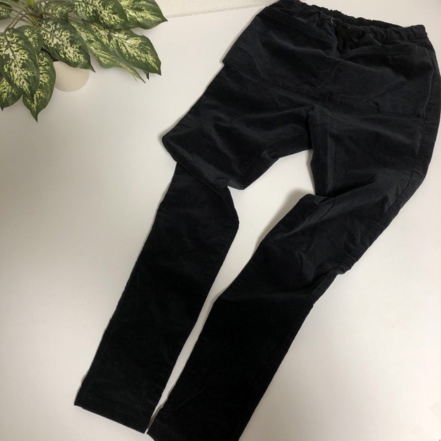 STORAMA(ストラマ)のSTORAMA APRON SKINNY VELVET PANTS  レディースのパンツ(カジュアルパンツ)の商品写真