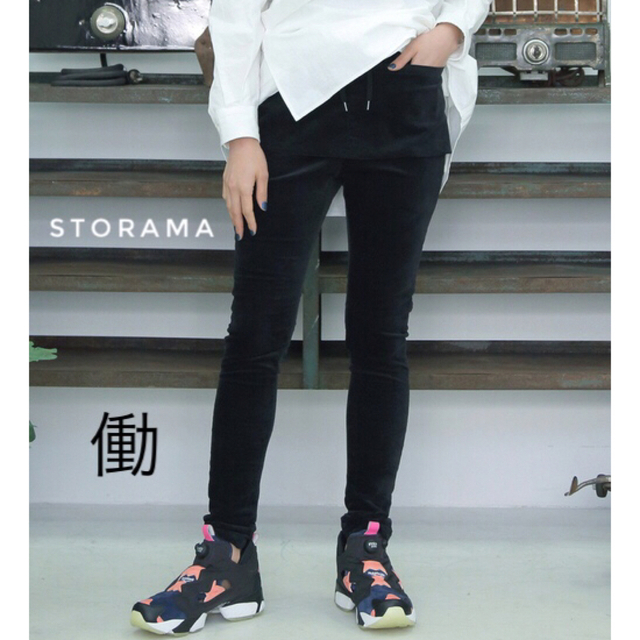 STORAMA(ストラマ)のSTORAMA APRON SKINNY VELVET PANTS  レディースのパンツ(カジュアルパンツ)の商品写真