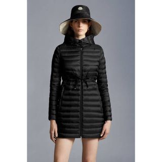 モンクレール(MONCLER)の新品商品タグ付き　モンクレール　バーベル　BARBEL(ダウンベスト)