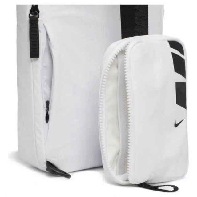 NIKE(ナイキ)の送料無料 新品 NIKE ナイキ ES PRM MTL ヒップ パック レディースのバッグ(ボディバッグ/ウエストポーチ)の商品写真