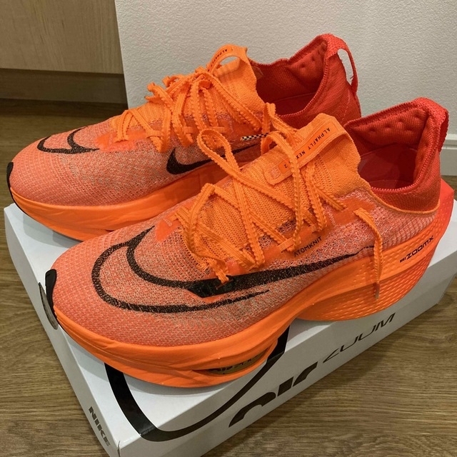 NIKE(ナイキ)の26.5cm  NIKE AIR ZOOM ALPHAFLY NEXT%2 スポーツ/アウトドアのスポーツ/アウトドア その他(陸上競技)の商品写真