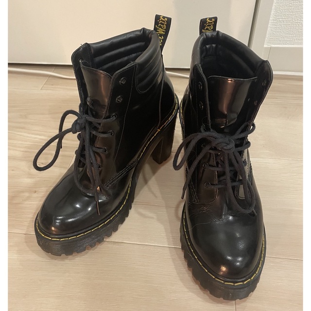 Dr.Martens(ドクターマーチン)のDr.Martins ヒール ショートブーツ ドクターマーチン レディースの靴/シューズ(ブーツ)の商品写真