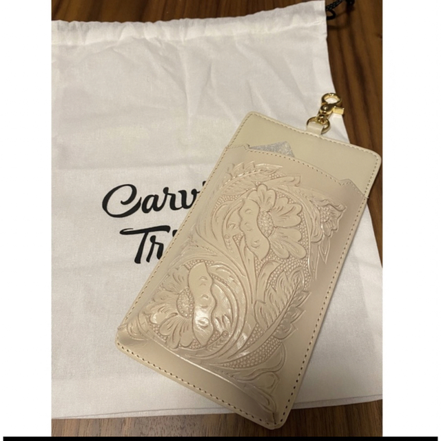 carving tribes キカマルチバッグ&モバイルケース