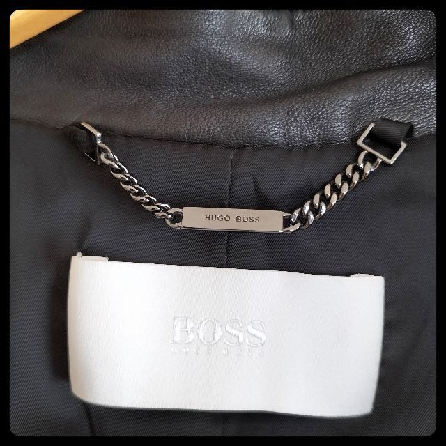 HUGO BOSS(ヒューゴボス)のas515様専用【美品】HUGO BOSS ヒューゴボス 白タグ ラムレザー レディースのジャケット/アウター(ノーカラージャケット)の商品写真