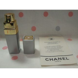 シャネル(CHANEL)のCHANEL No 19  PARFUM(香水(女性用))