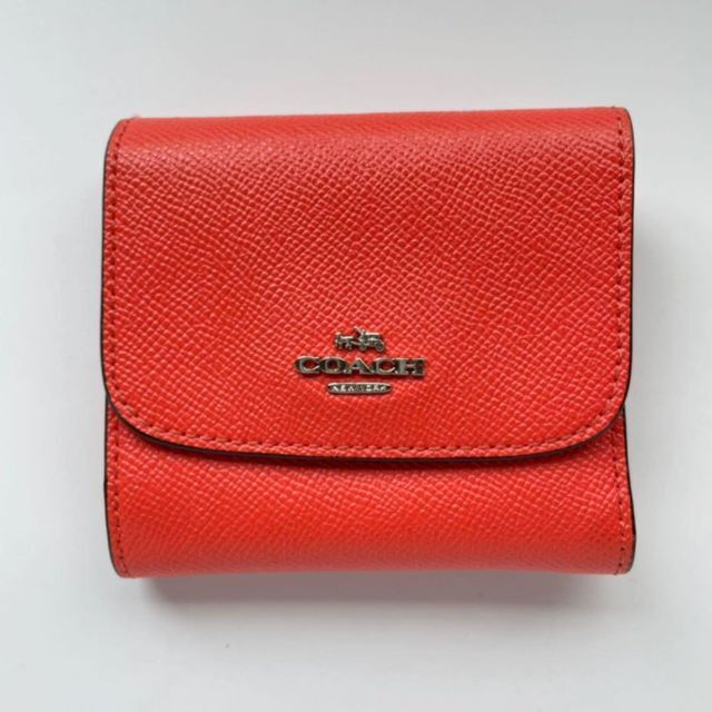 COACH(コーチ)の美品 COACH コーチ 三つ折り財布 レザー レディース オレンジ レッド レディースのファッション小物(財布)の商品写真