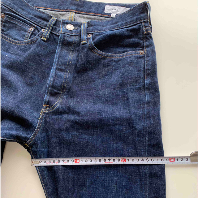 HYKE(ハイク)のHYKE ハイクCLASSIC STRAIGHT size32 レディースのパンツ(デニム/ジーンズ)の商品写真