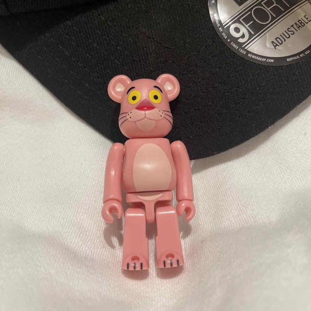 BE@RBRICK(ベアブリック)のピンクパンサー ベアブリック ハンドメイドのおもちゃ(フィギュア)の商品写真