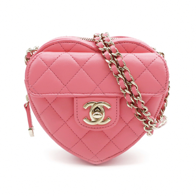 CHANEL(シャネル)のシャネル　ハートシェイプバック レディースのバッグ(ショルダーバッグ)の商品写真