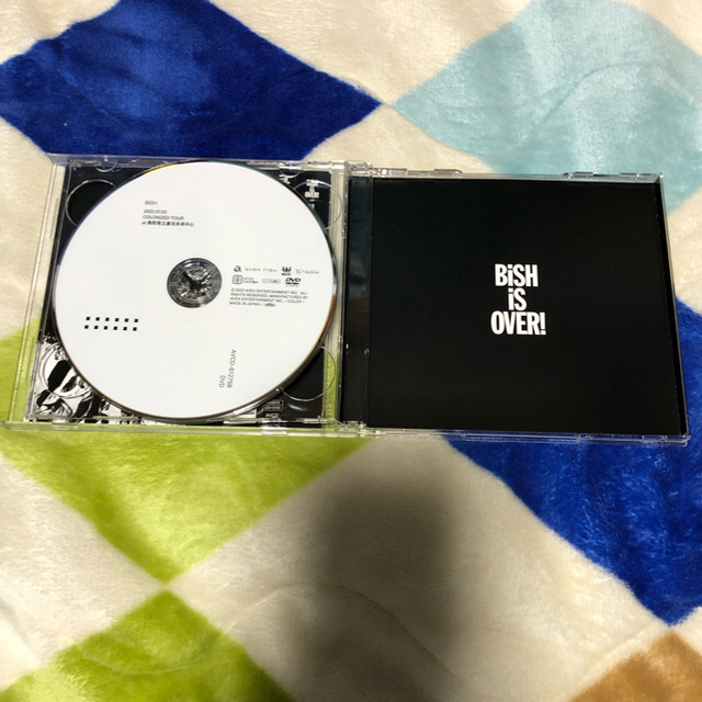 BiSH　ZUTTO(DVD盤)(CD+DVD) エンタメ/ホビーのCD(ポップス/ロック(邦楽))の商品写真