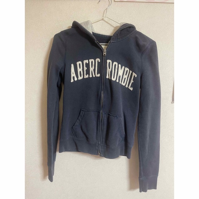 Abercrombie&Fitch - アバクロ パーカーの通販 by k Abercrombie&Fitch - アバクロ パーカーの通販 by k