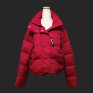 ホリスター(Hollister)の★新品★ホリスター★モックネック中綿フードジャケット (Red/M)(ダウンジャケット)