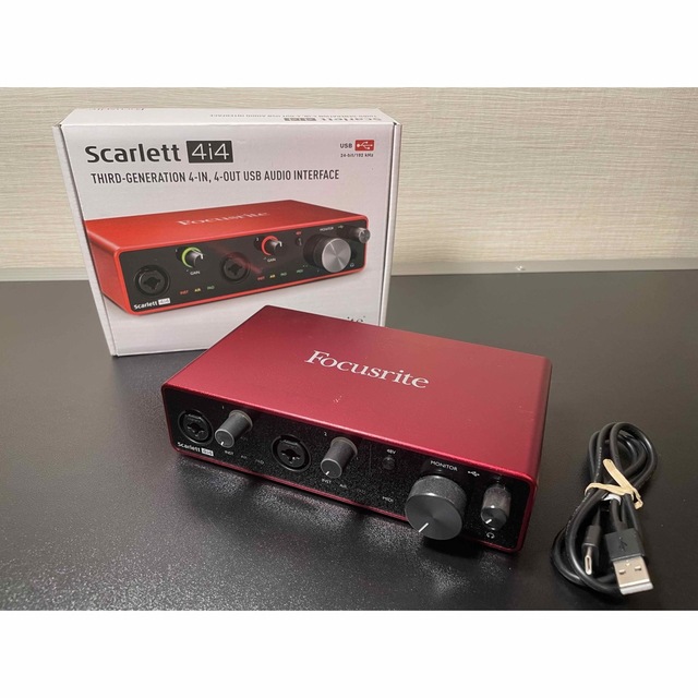 FOCUSRITE Scarlett 4i4 USBオーディオインターフェイス