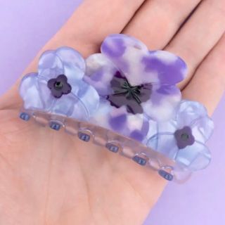 Three Pansies Hair Claw パンジー　ヘアクリップ　バレッタ(バレッタ/ヘアクリップ)