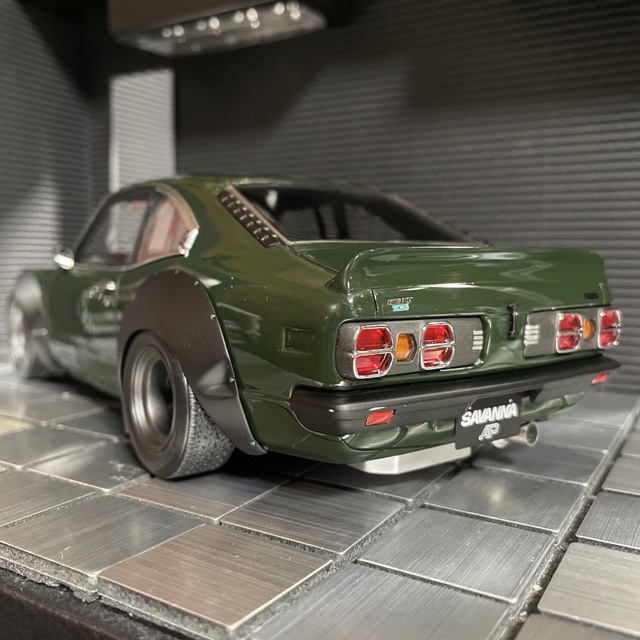 リアル 激レア!絶版イグニッションモデル1/18サバンナRX-3レーシング