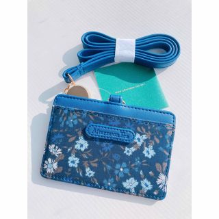 アフタヌーンティーリビング(Afternoon Tea LIVING)のAfternoonTea Living ×LIBERTYリール付IDケース(パスケース/IDカードホルダー)