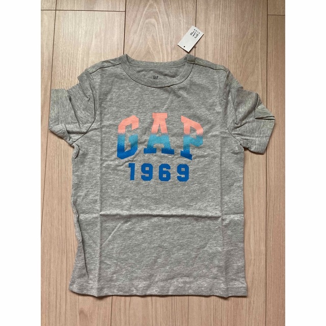 GAP Kids(ギャップキッズ)のGAP kids   Tシャツ キッズ/ベビー/マタニティのキッズ服男の子用(90cm~)(Tシャツ/カットソー)の商品写真