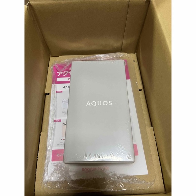 AQUOS Sense6