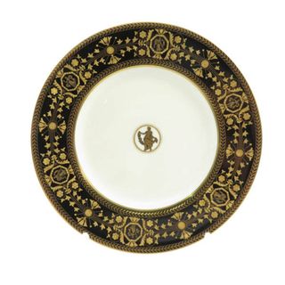 ウェッジウッド(WEDGWOOD)の美品 WEDGWOOD ウェッジウッド アストバリーブラック ラウンドプレート 1枚 20cm 中皿 金彩 22K ゴールド 最高級 SY5036H (食器)