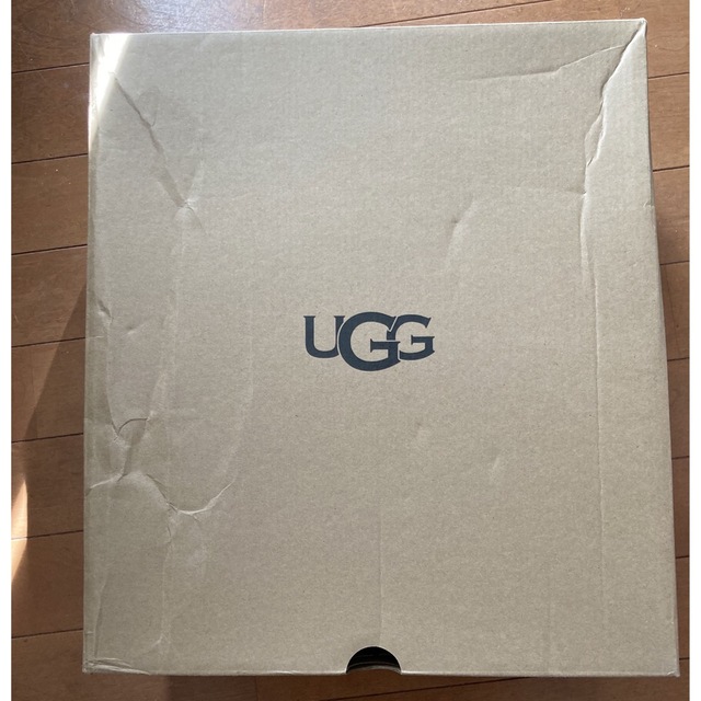 UGG(アグ)のUGGクラシックミニプラットフォーム厚底ブラック メンズの靴/シューズ(ブーツ)の商品写真