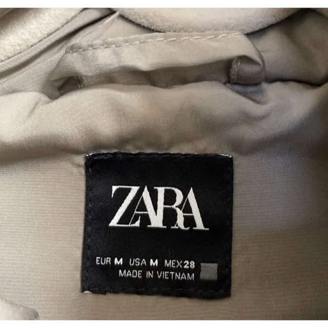 ZARA(ザラ)の送料込　ZARA ダウンジャケット レディースのジャケット/アウター(ダウンジャケット)の商品写真