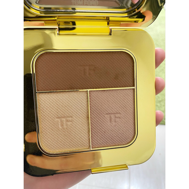 TOM FORD ソレイユコントゥーリングコンパクト