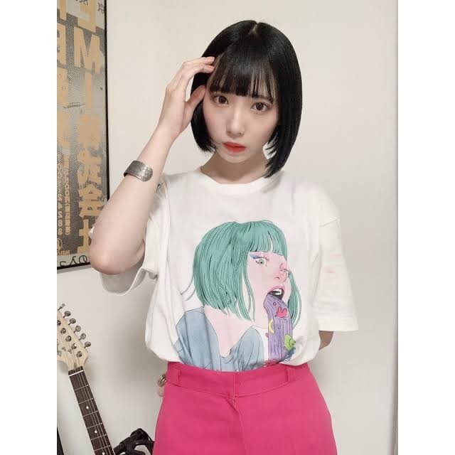 PEDRO この世はヘドが出るほど不条理で溢れているTシャツ - Tシャツ