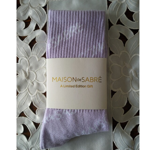 新品、未使用　MAISON de SABRE 靴下　パープル レディースのレッグウェア(ソックス)の商品写真