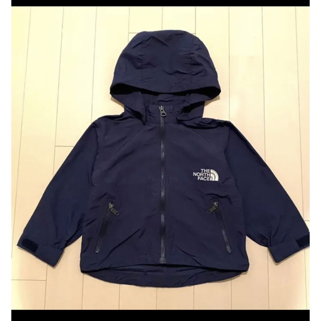 THE NORTH FACE(ザノースフェイス)のワンシーズン着用　ノースフェイス　ウィンドブレーカー　90 キッズ/ベビー/マタニティのキッズ服女の子用(90cm~)(ジャケット/上着)の商品写真