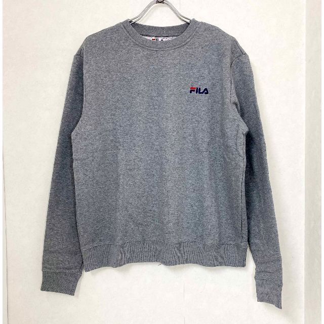 FILA(フィラ)の新品 XL ★ FILA 裏起毛 スウェット トレーナー グレー ロゴ 刺繍 レディースのトップス(トレーナー/スウェット)の商品写真