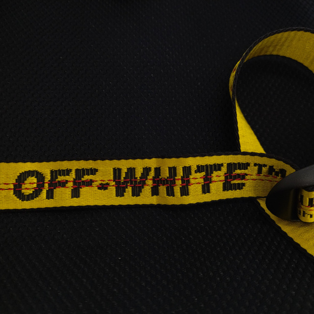 OFF-WHITE(オフホワイト)のOFF-WHITE オフホワイト 19AW CARRYOVER EASY BACKPACK OMNB019E19E48024 キャリーオーバーイージーバックパック リュック ブラック メンズのバッグ(バッグパック/リュック)の商品写真