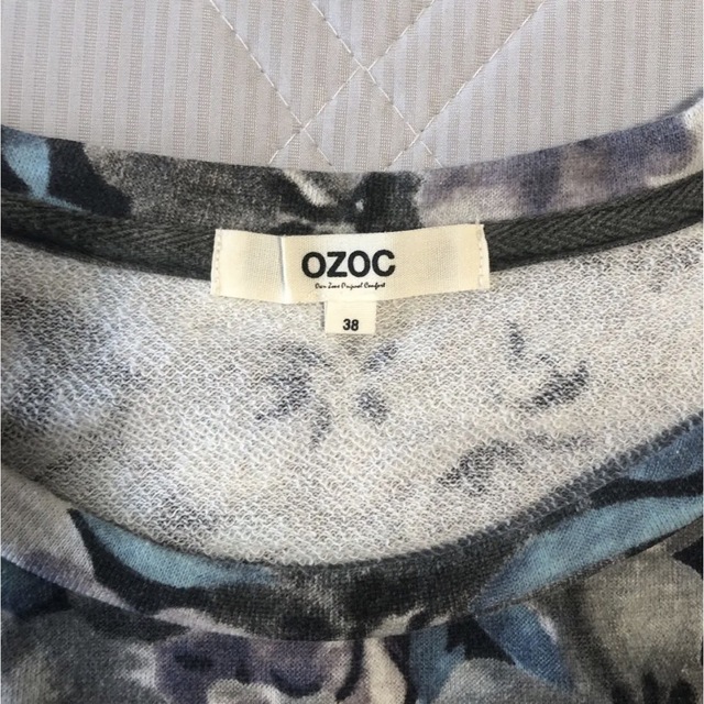 OZOC(オゾック)のOZOC 花柄Tシャツ レディースのトップス(Tシャツ(半袖/袖なし))の商品写真