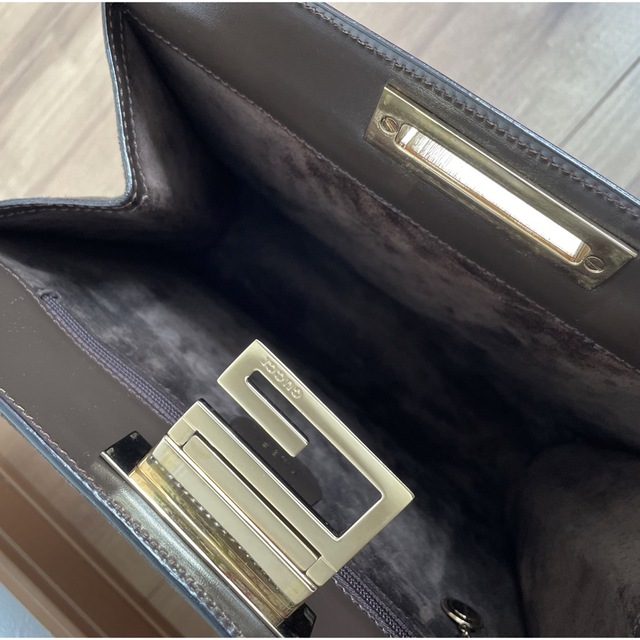 Gucci(グッチ)の値下げ⚡️GUCCI スエード　ハンドバッグ　 レディースのバッグ(ハンドバッグ)の商品写真