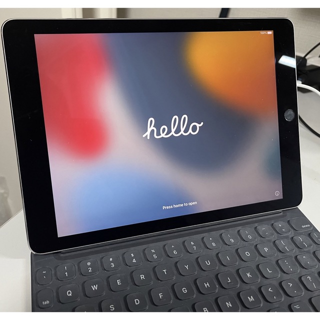 iPad Pro(9.7インチ)本体128GBスペースグレイWi-Fiモデル 出産祝い