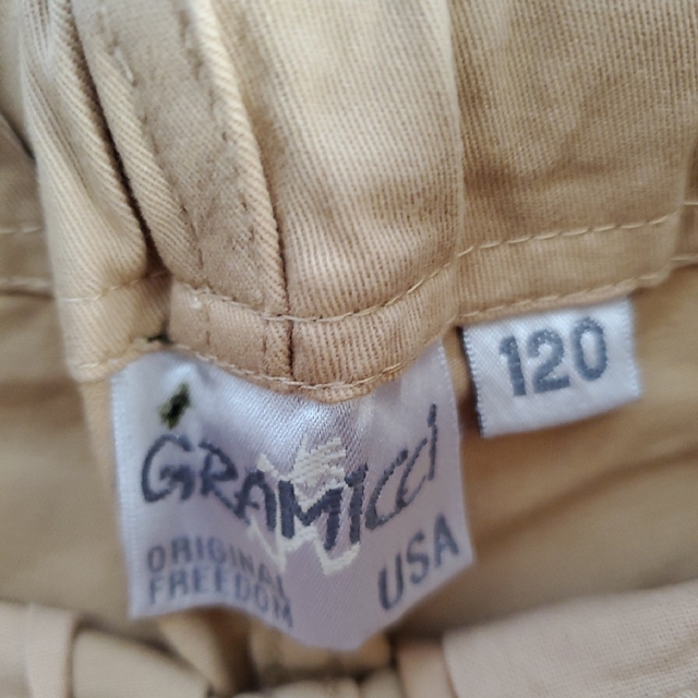 GRAMICCI(グラミチ)の【an様専用】グラミチナローパンツ　ベージュ　120サイズ キッズ/ベビー/マタニティのキッズ服男の子用(90cm~)(パンツ/スパッツ)の商品写真